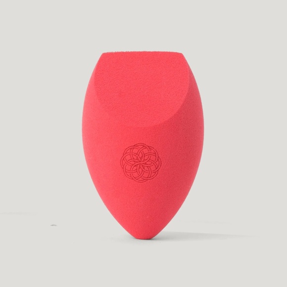 Yensa Skin on Skin Beauty Sponge, Red - Picture 4 of 6